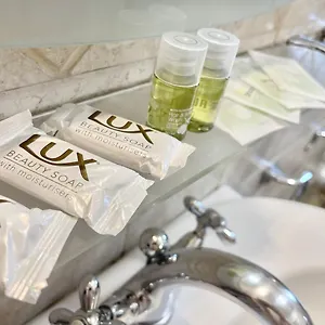 https://romanobb.barihotels.org