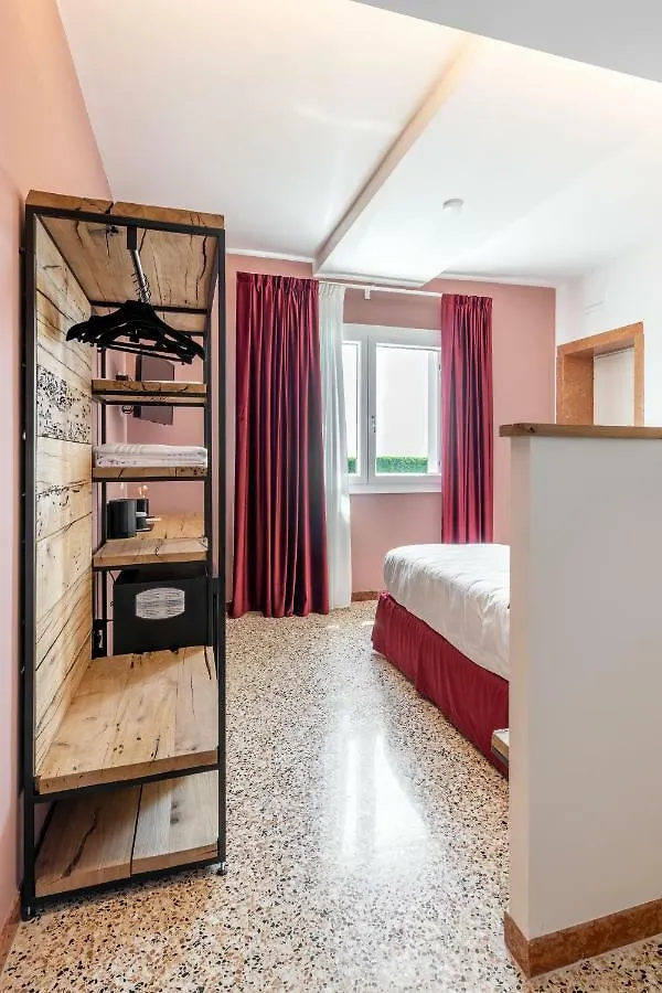 Guest house Sea Tower Torre Telemetrica Lido Di Venezia Hotel
